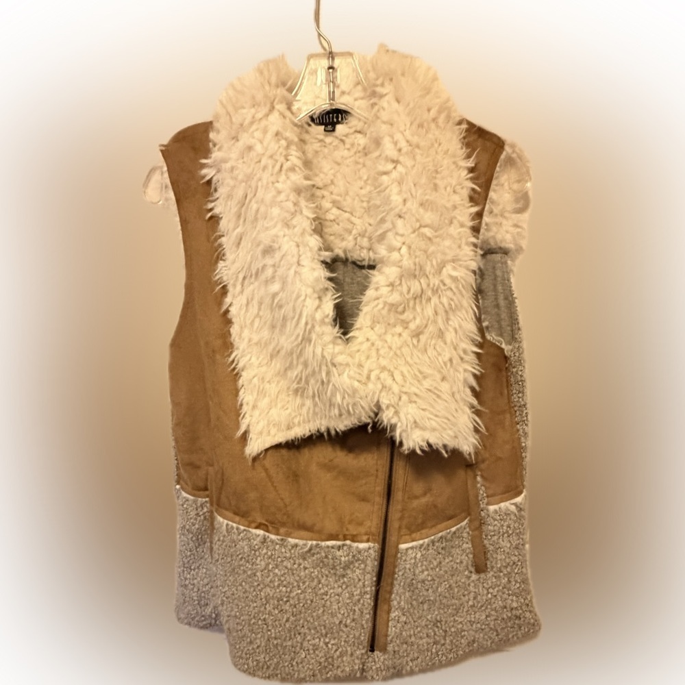 Sisters Vest